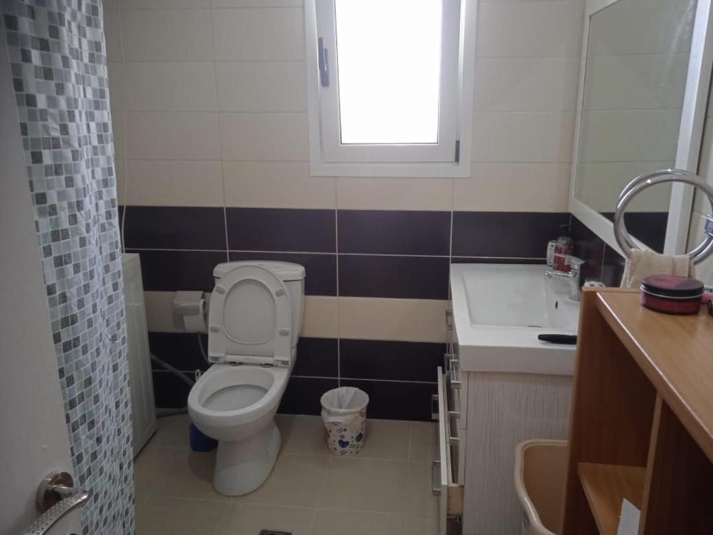 Vila N Dervishi Vlorë エクステリア 写真